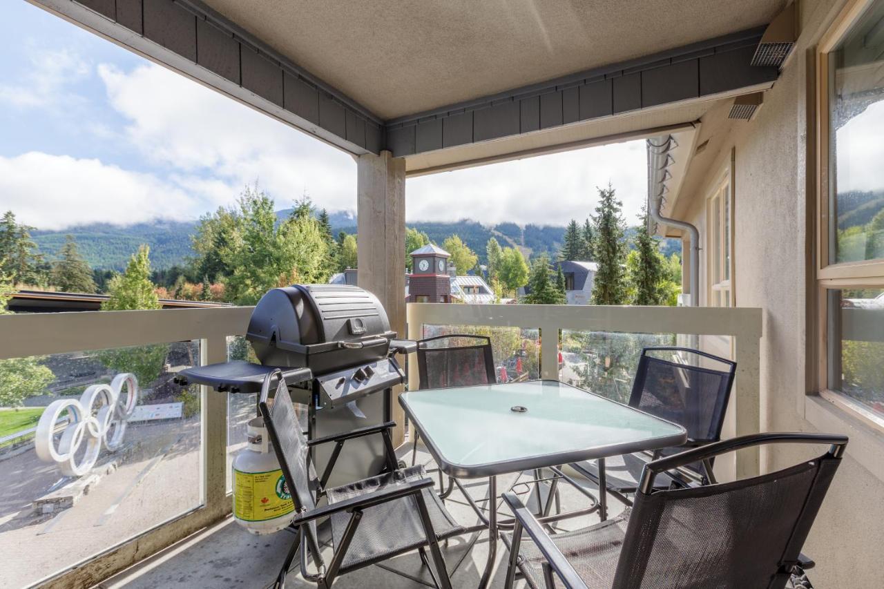 Tyndall Stone Lodge By Cozystay Signature Whistler Exterior foto